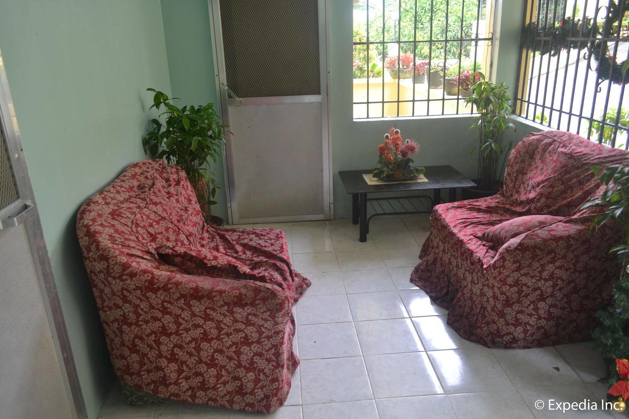 טגאיטאי Royal Taal Inn מראה חיצוני תמונה